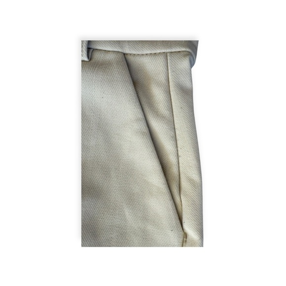 Danielle Bernstein by Who Wore What beige cream shorts Sz 0 XS - Picture 6 of 9